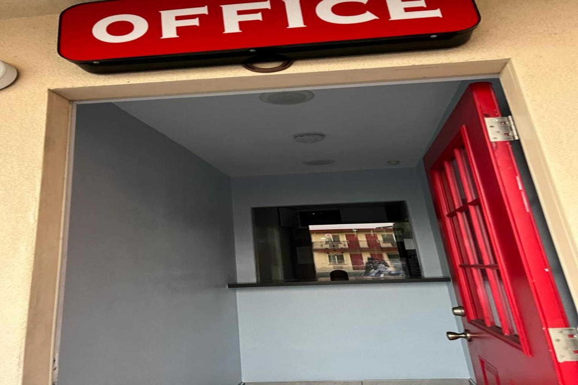 Premier Inn & Suites -Listing Partner Oakland Ngoại thất bức ảnh